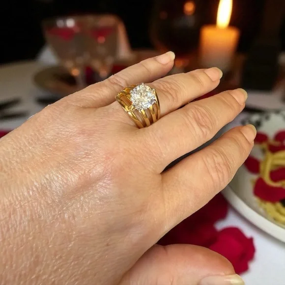 Engagement Ring - Picture 3 of 11